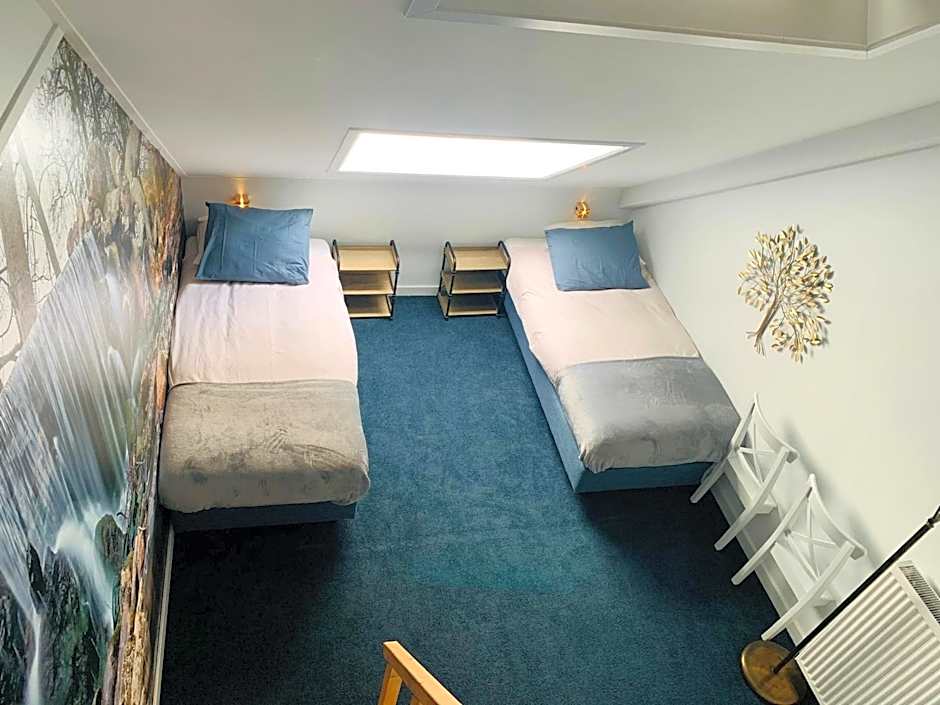 Logement Meijnerswijk, Free Parking, Electric Parking, Kitchen,Living room, Free Coffee machine Geen jongeren onder 25 jr