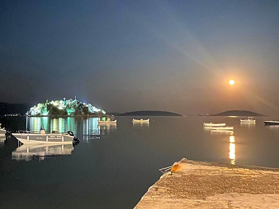 Lemon Art Hotel Apartments