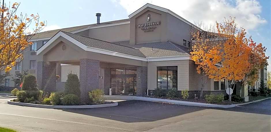 Country Inn & Suites by Radisson, Erie, PA