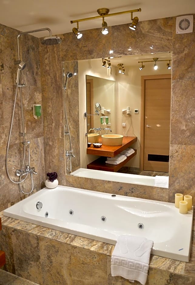 Hotel Capitolina City Chic