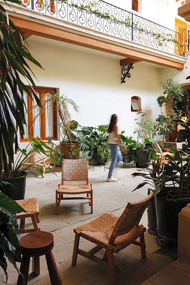 Los Pilares Hotel