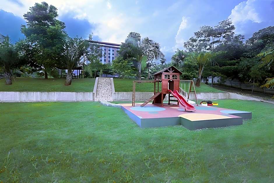 Harper Purwakarta by ASTON