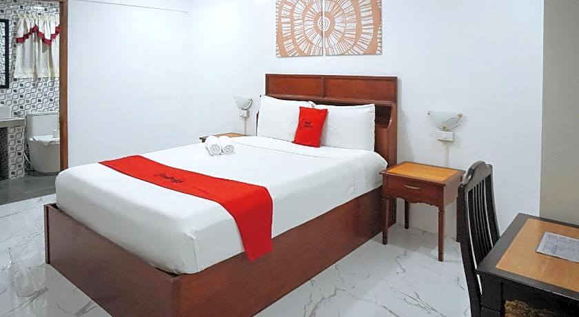 RedDoorz at La Casa Guesthouse former RedDoorz at Tamarind Street Angeles City