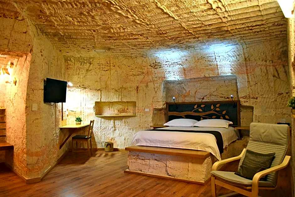 Dug Out B&B