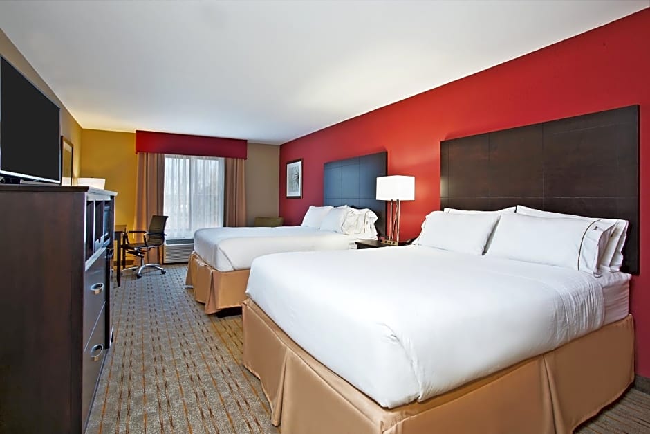 Holiday Inn Express & Suites Springfield