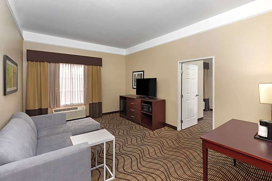 La Quinta Inn & Suites by Wyndham Houma