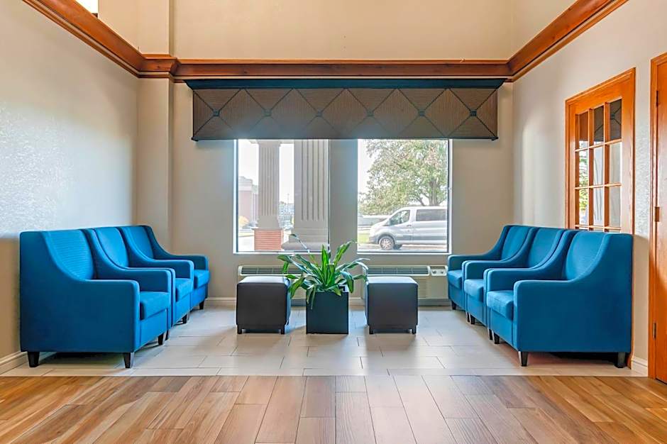 Comfort Suites Saint Charles