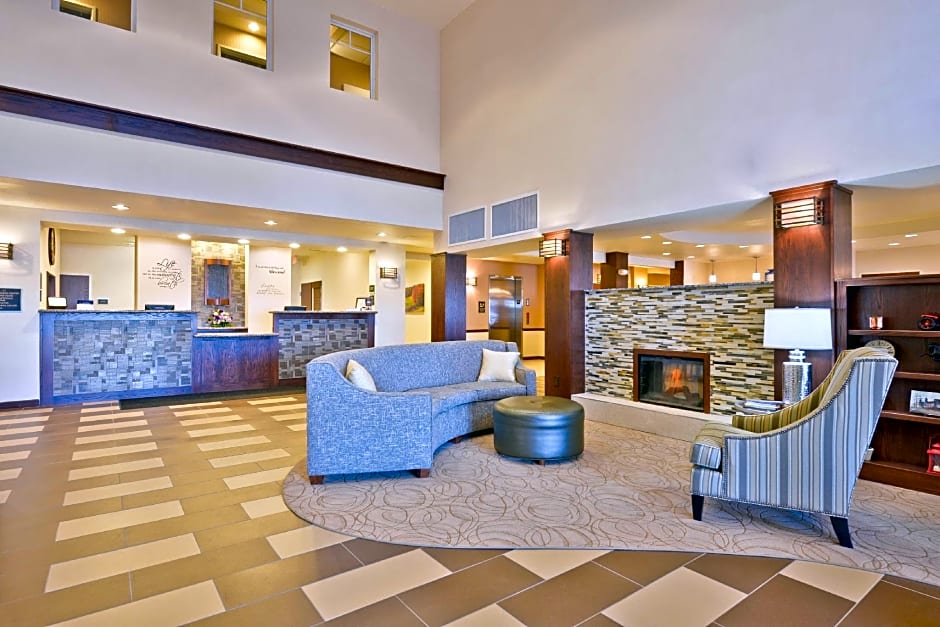 Green Mill Village Hotel & Suites, BWSC