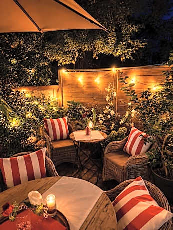 Maison Amodio Boutique B&B