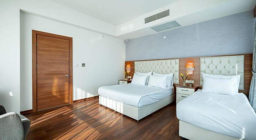 Parion Hotel