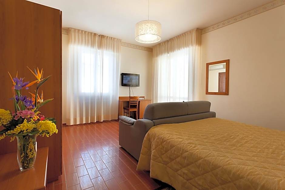 Parking Hotel Giardino