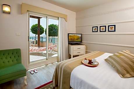 Palace Junior Suite