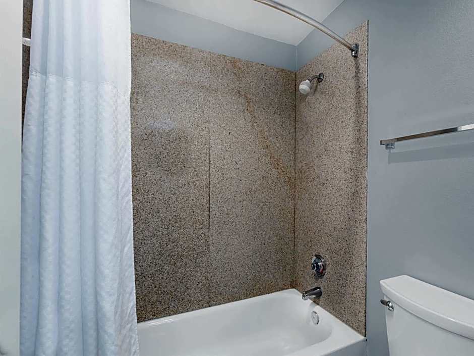 Days Inn Austin University Dwt – Austin, TX