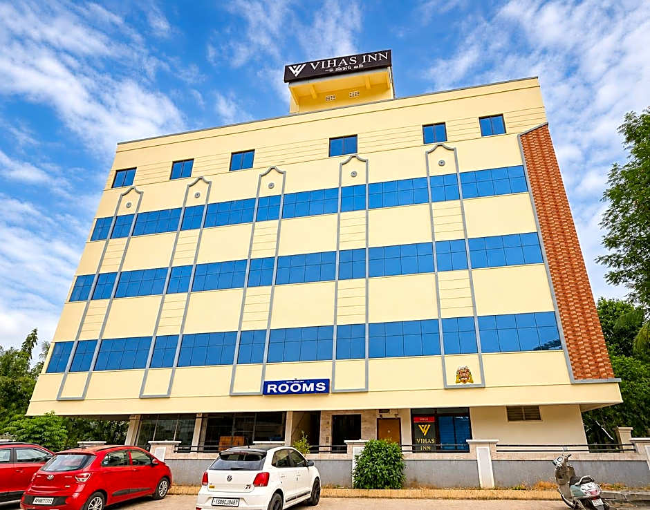 Hotel Vihas Inn Tirupati- Near Alipiri