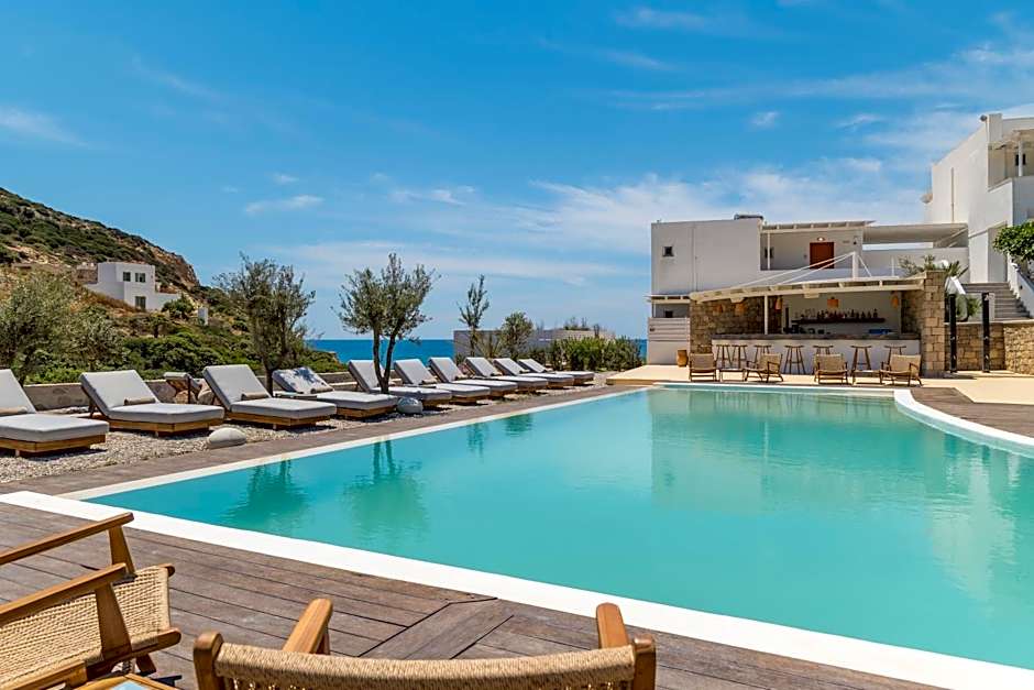 Golden Milos Beach Ηouse by Domotel
