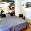 Brad's Desert Inn