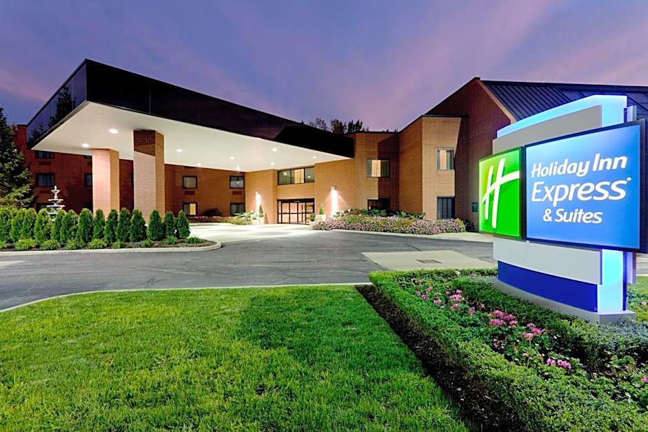 Holiday Inn Express Mentor Banquet Center By IHG