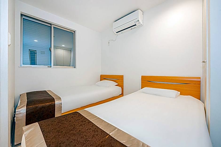 SkyTreeStayHotel2鐘ヶ淵駅から徒歩4分天井からskytreeが見えます