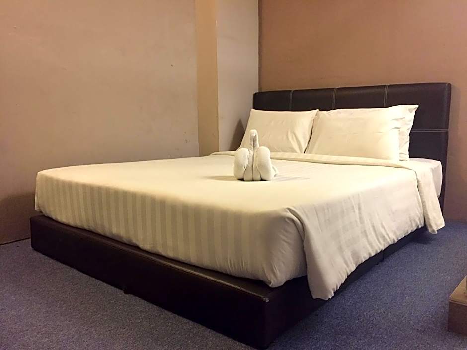 RAINFOREST Budget Stay