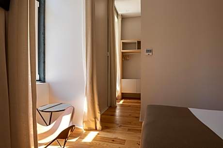 Deluxe Double Room with City View