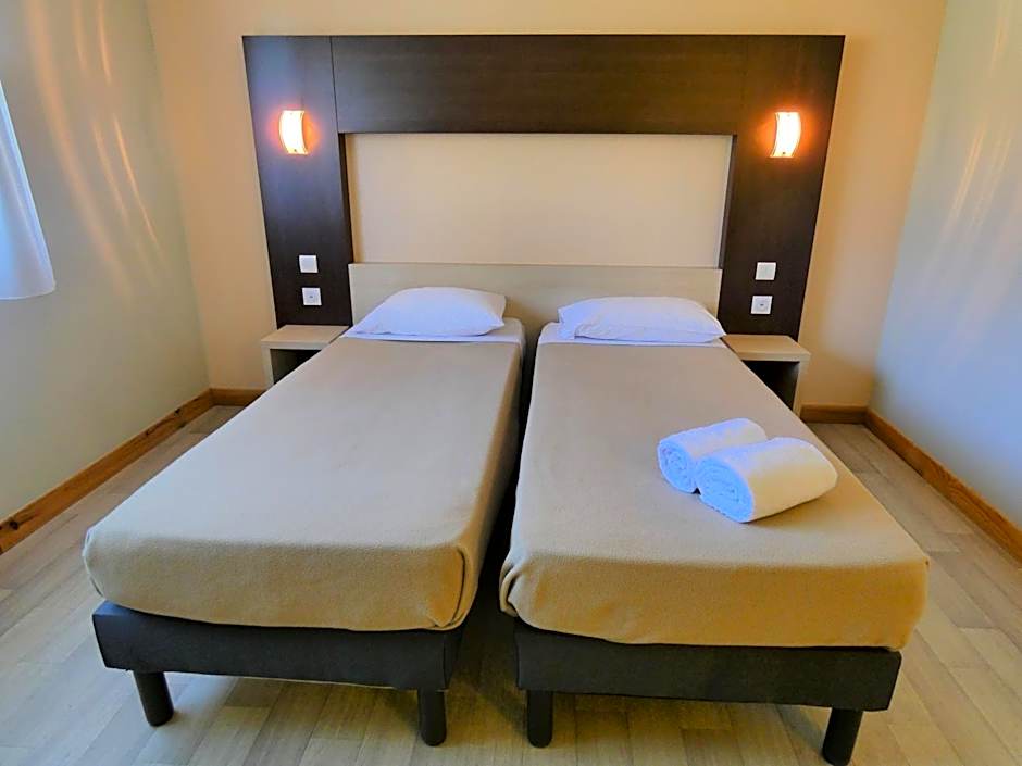 Hôtel Azur Saint Junien Cit'Hotel