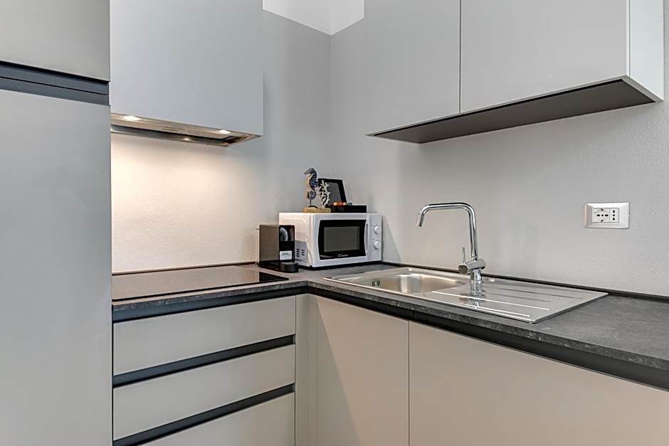 Elegance Suite Apartments - Siroli Collection