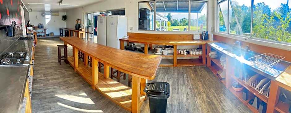 Happy Apple Backpackers