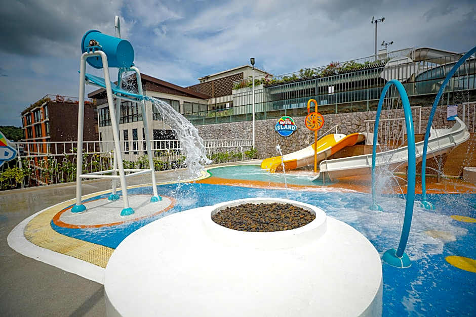 Balcony Courtyard Sriracha Hotel & Serviced Apartments