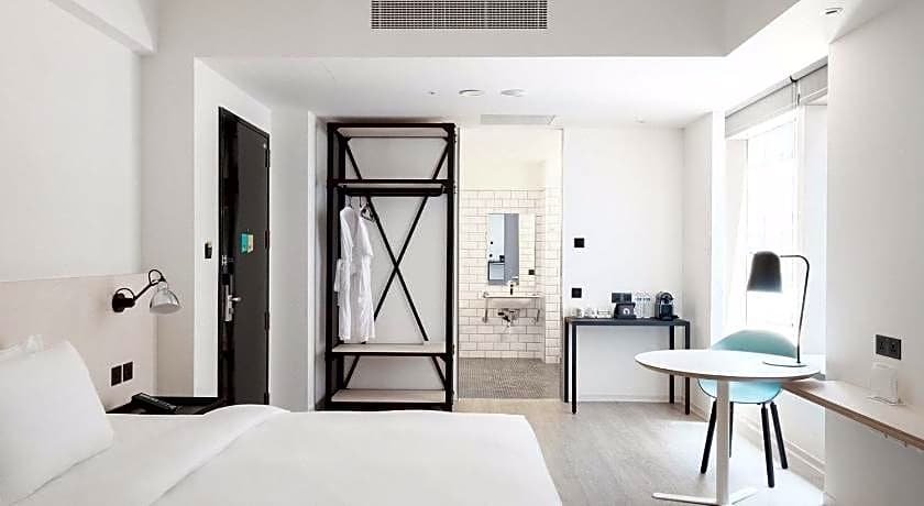 Amba Taipei Songshan