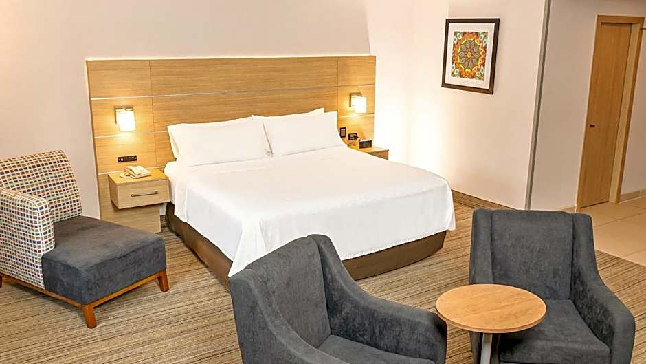 Holiday Inn Express Chihuahua By IHG