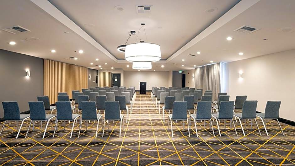 Holiday Inn Santa Ana-Orange County Airport By IHG