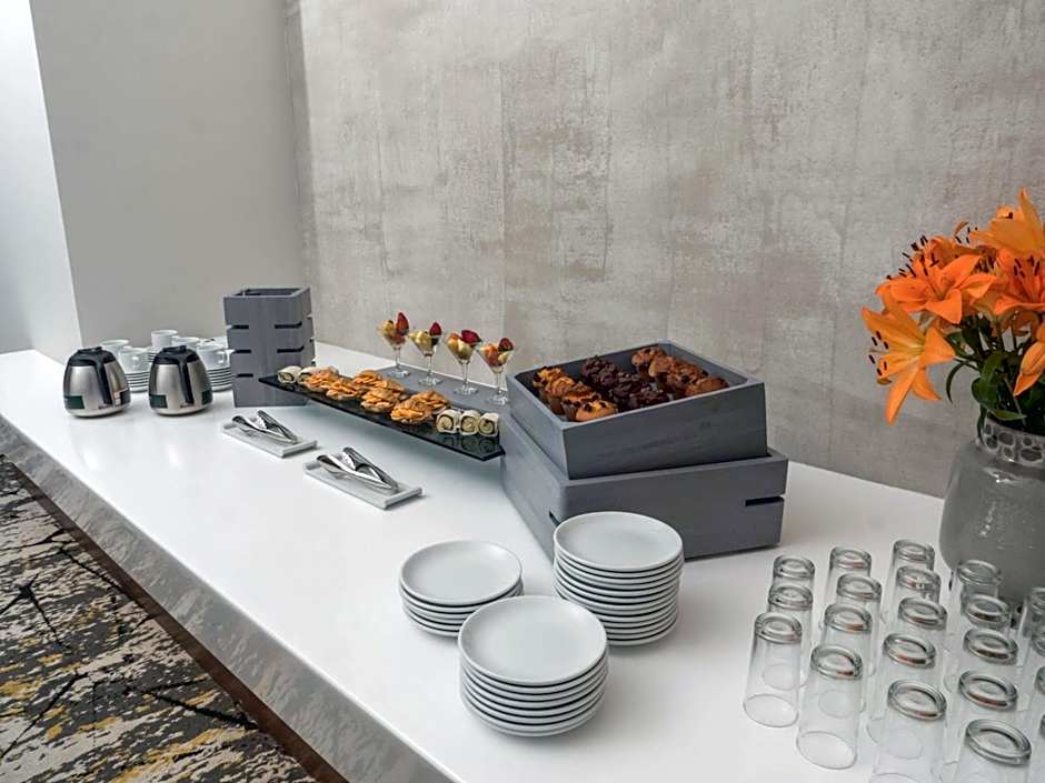 Hilton Garden Inn Santa Ana