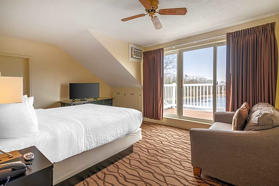 Ogunquit River Inn & Suites