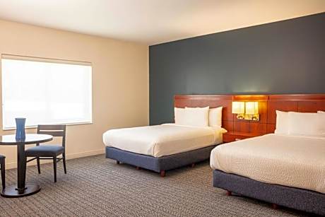 Queen Room with Two Queen Beds with City View