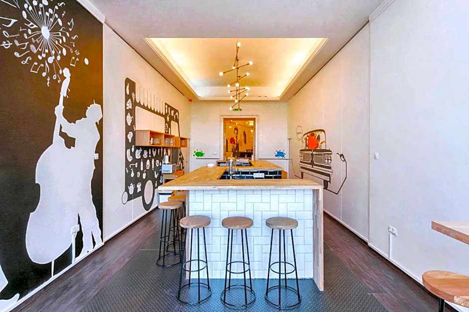 Adagio Hostel Basilica