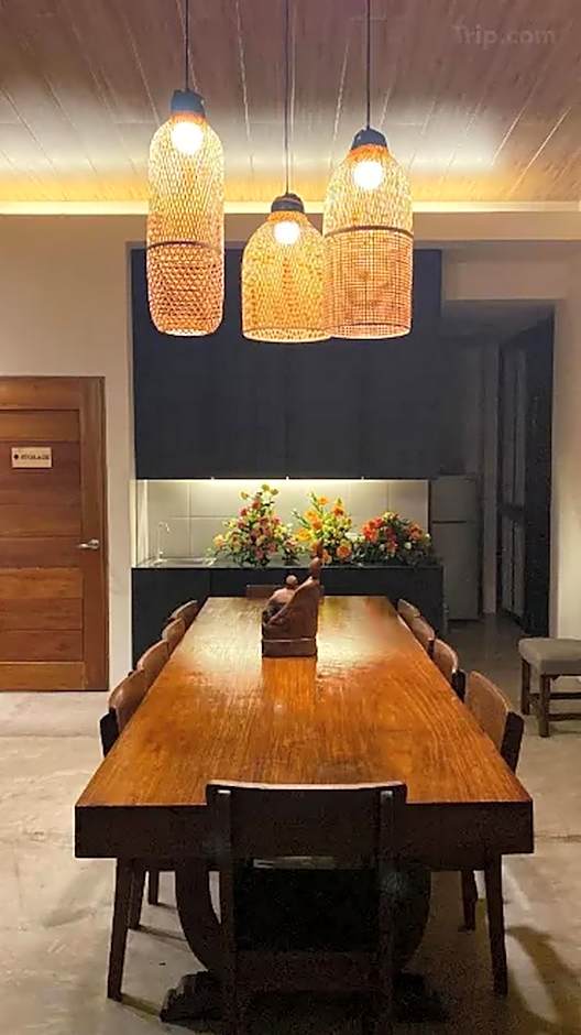 Ceda Guest House by HiveRooms