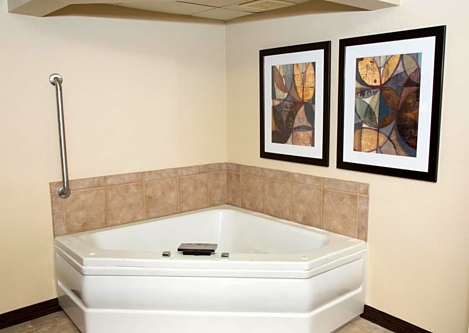 AmericInn by Wyndham Mounds View Minneapolis