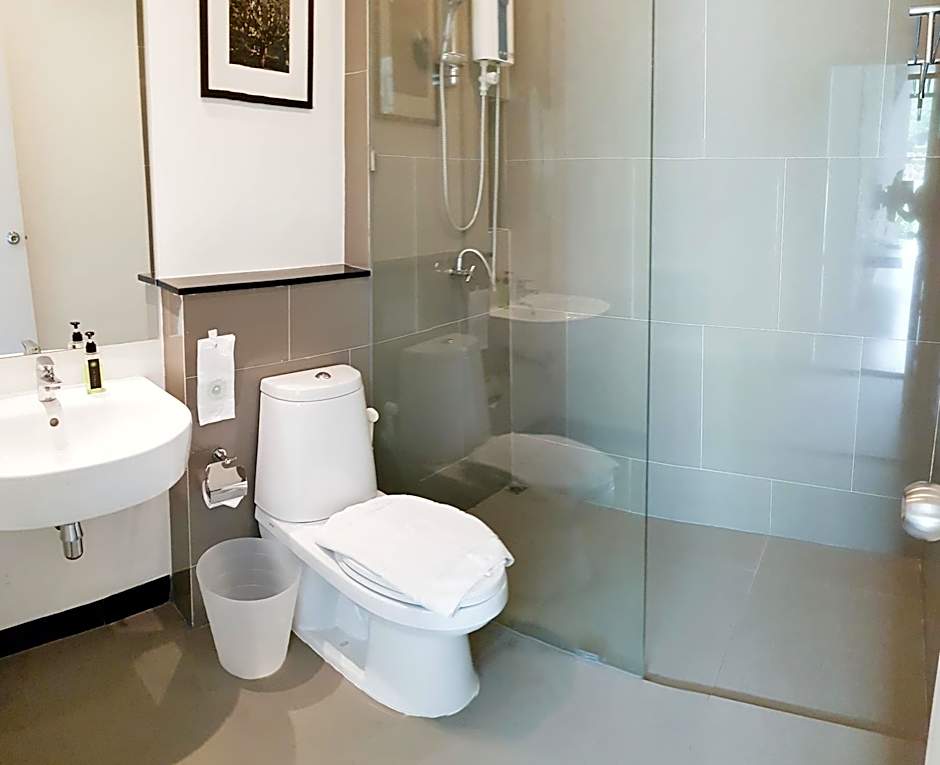 The Midst@ Royal hills Nakornayok