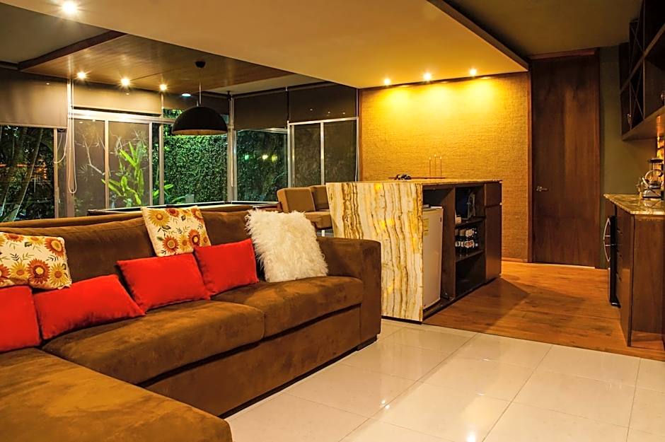 Casa Xcanatun