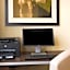 Microtel Inn & Suites by Wyndham Kenedy/Karnes City
