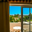 Luz Bay Hotel