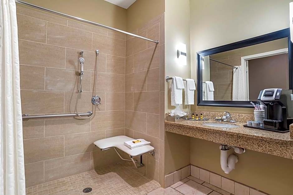 Best Western Plus Chalmette Hotel