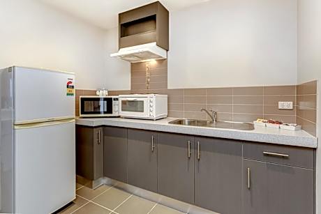 Deluxe Suite with Spa Bath