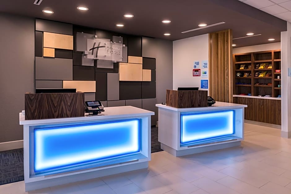 Holiday Inn Express & Suites FORT WORTH WEST