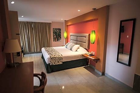 Queen Suite