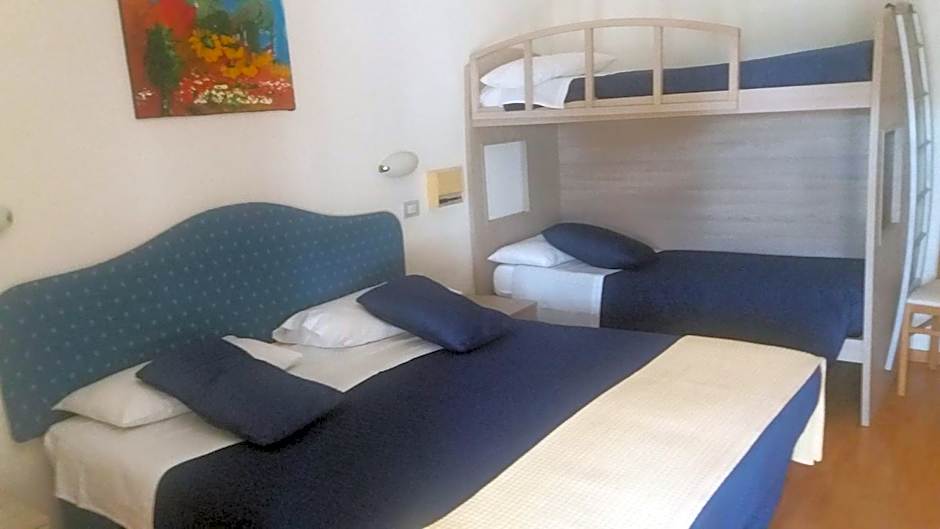 Hotel Tirrenia