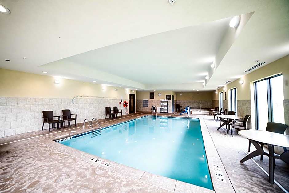 Comfort Suites University