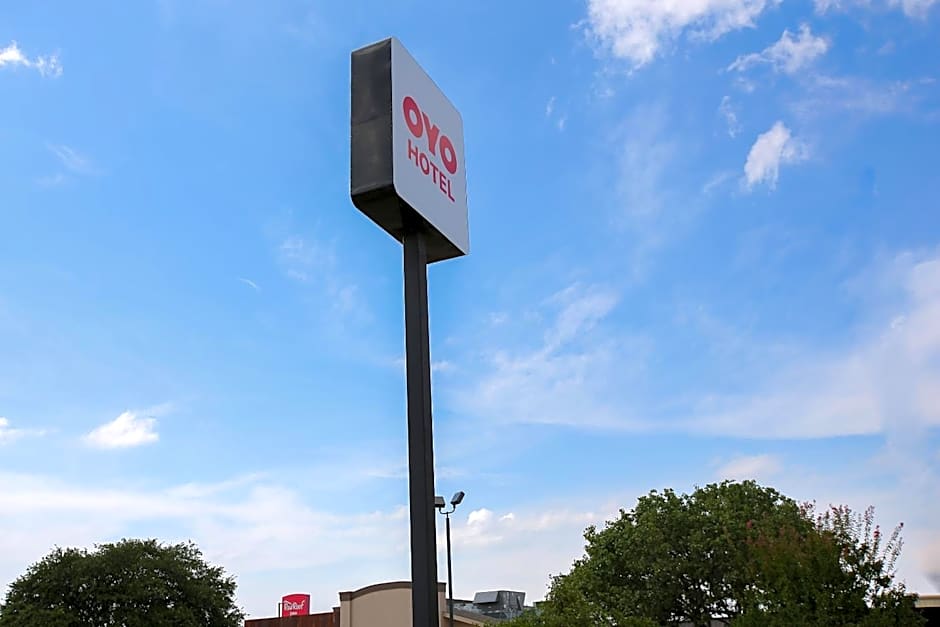 OYO Hotel Texarkana Trinity AR Hwy I-30