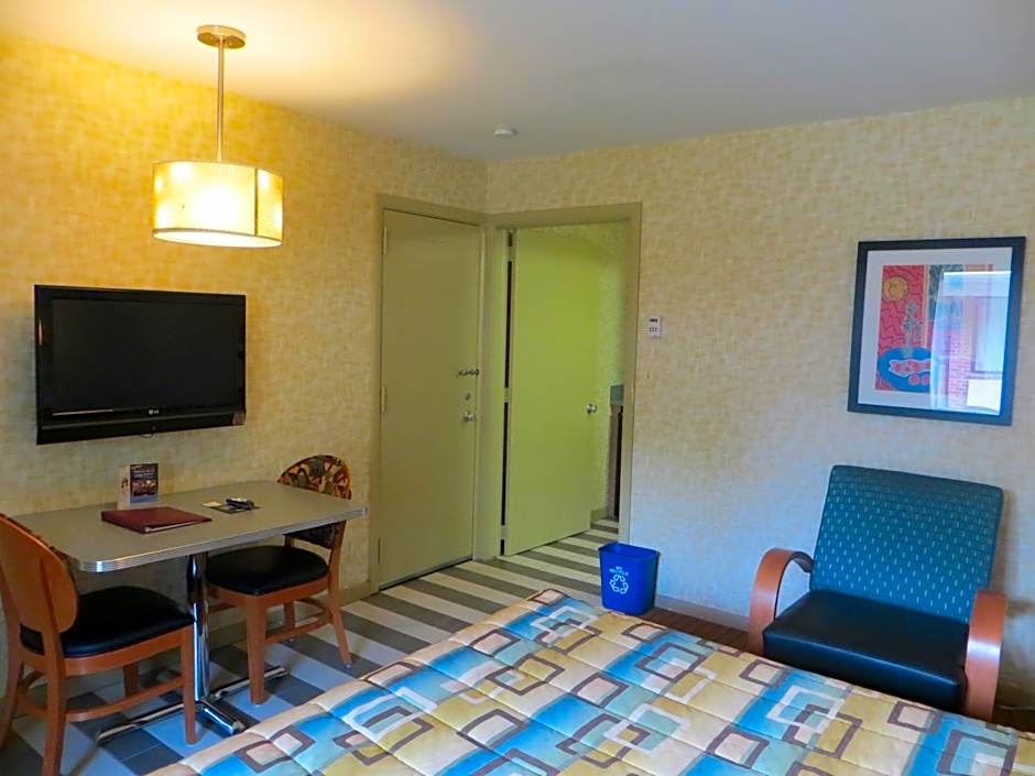 Carleton Of Oak Park