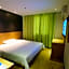 7 Days Inn Yunfu Luoding Central